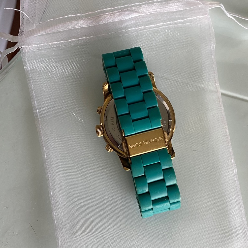 Michael kors blue watch